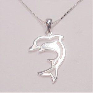 STERLING SILVER TWO JUMPING DOLPHINS SEA LIFE FISH PENDANT NECKLACE